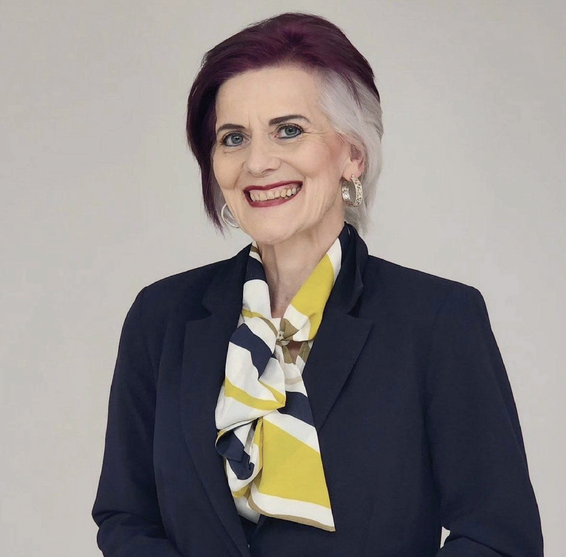 Ms Doris Dondur